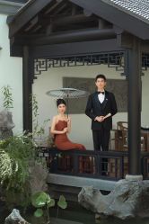 -喜爱高定婚纱摄影