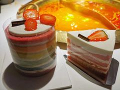 彩虹蛋糕-巴黎贝甜(银城东苑店)