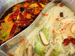 -大芊金重庆串串火锅(南京路店)