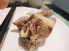 -新疆伊秀清真餐厅