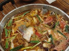 -亮欢寨酸汤鱼(沙冲路店)