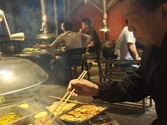 -胡四哥特色火盆烧烤(一分店)
