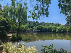 -绍兴东湖风景区
