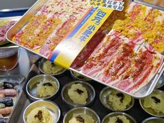 -哈哈碳都·牛肋条无限自助烤肉(台江万达店)