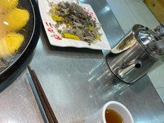 -屯老二农家铁锅炖·行业领军者(梅江店)