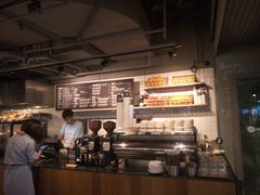 -Wagas沃歌斯(百盛优客店)