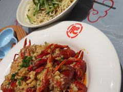 -肥肥虾庄·金牌油焖大虾(杨园滨江时代walk店)
