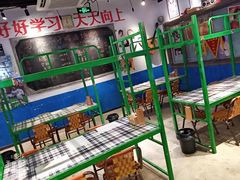 大堂-马路牙子地桌烤肉(工体店)