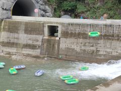 -雅鲁激流探险漂流