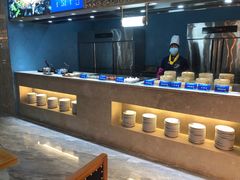 自助取餐区-锤头鲨毛肚海鲜烤肉自助餐厅(国购广场店)