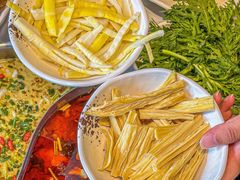 -德林酸菜鱼火锅(南丹店)