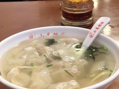 鲜肉小馄饨-小姜锅贴(凤凰街店)