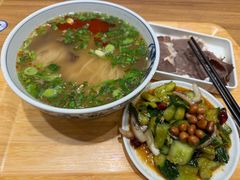 -西部马华清真兰州牛肉面·烧烤夜市(关东店)