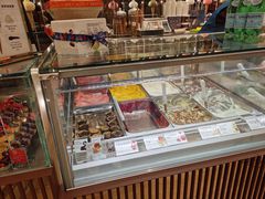 -VENCHI 闻绮(广州太古汇店)