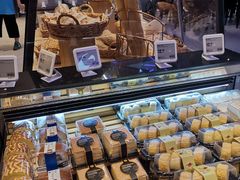 -盒马鲜生(财富中心店)