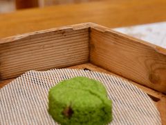 翡翠红豆糕-莲湖糕团店·老秦淮小吃