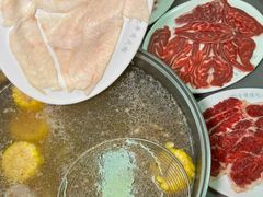 -官塘陈记鱼生·潮汕砂锅粥·牛肉火锅(潮枫路总店)