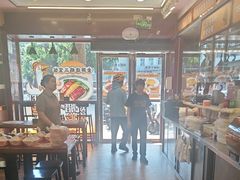 -余百年·现烧烧腊(布吉金利店)