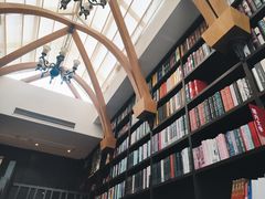 -钟书阁(松江泰晤士小镇店)