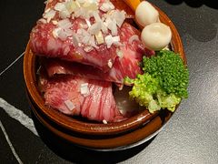 -山川小町·极番烧肉(新地假日广场店)