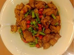 头碗肉-小鼎锅菜馆(冲口路店)