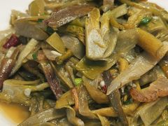 -跃进桥火烧鸡(怒江西岸店)