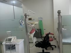 -海南口腔医院(国贸门诊部)