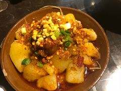 -巴四老城区炭火蛙锅(张江店)