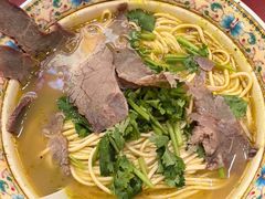 -金杨拉面王小吃面馆·牛三宝面·红烧牛肉粉