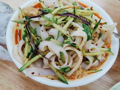 一品凉皮-筋饼豆腐脑一绝