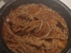 -新大咀港式茶餐厅(宝山万达店)