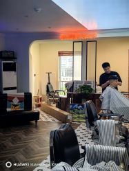 -理昂男士理发店 Barber shop