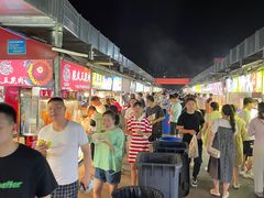 -大学城夜市大排档(凤栖路店)