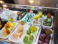 自助取餐区-柠檬车露(卖草地店)