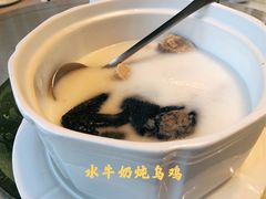 水牛奶炖乌鸡-壮乡楼民俗文化苑(李宁体育园店)