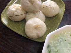 -舒小笼松针小笼包