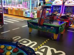 -爱玩嘉年华(龙湖杭州金沙天街店)