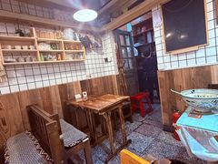 -蜗牛小馆醉乡民谣云南菜(惠新西里店)