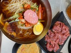 -啊美丽炭火烤肉(滑翔一店)