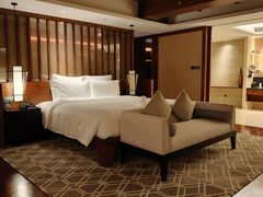 -三亚湾海居铂尔曼度假酒店