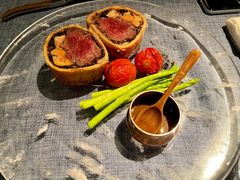 惠灵顿牛排-弦月窗LUNETTE BY AMANDA(复兴路店)