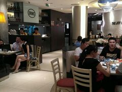大堂-必胜客(湘隆店)