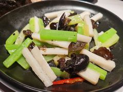 -绿茶餐厅(领展购物广场·中关村店)
