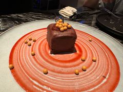 -LES ELITES 英集荟(南京西路店)