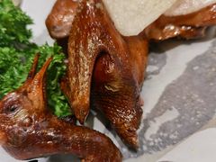 脆皮乳鸽-上海人家花樣年华(虹口龙之梦店)