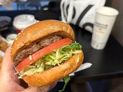 -The Habit Burger Grill 哈比特汉堡(世博店)