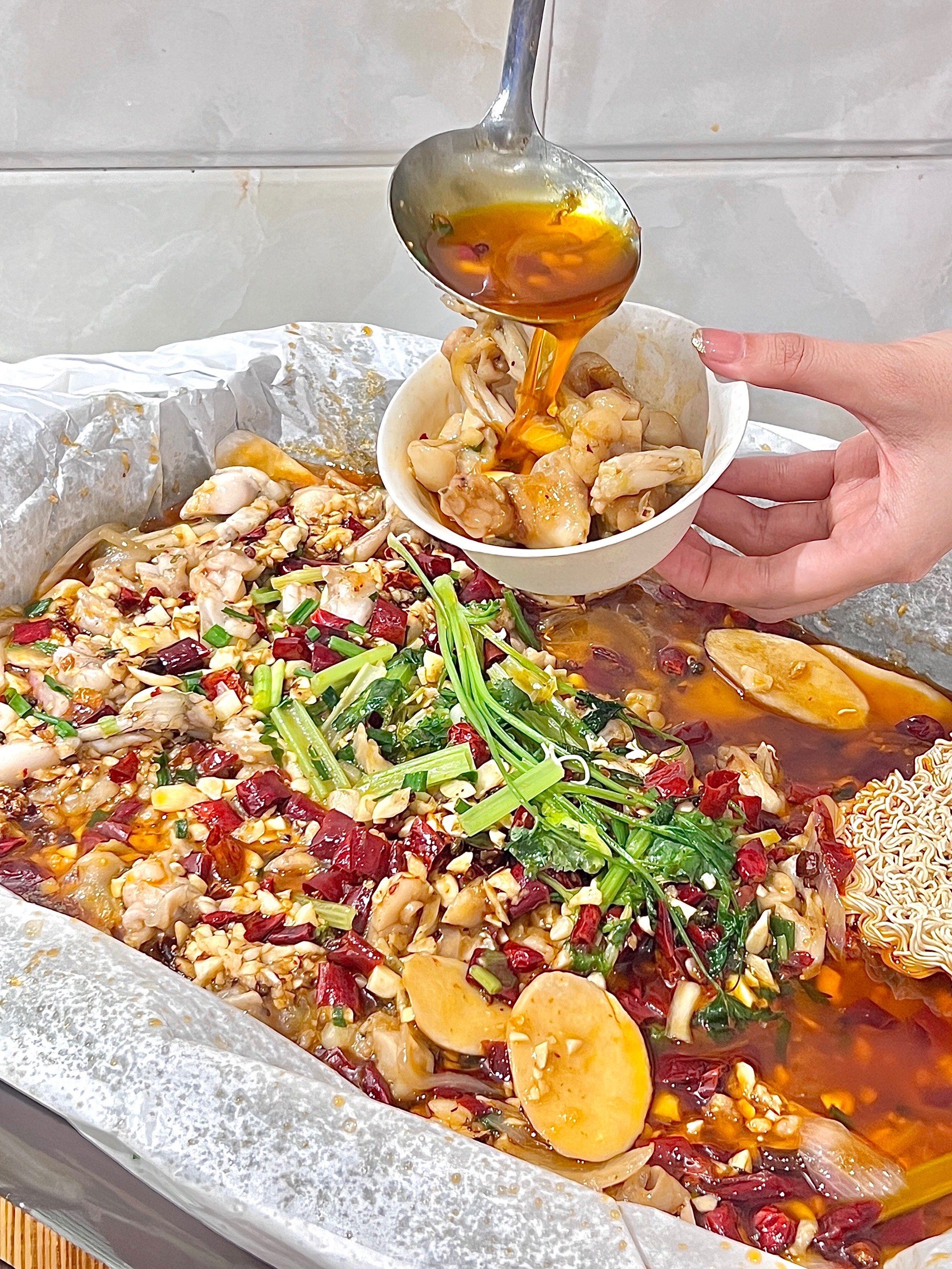 这家纸包田鸡好吃到无语