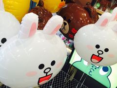 -LINE FRIENDS Garosu-gil Flagship Store