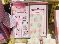 -九木杂物社(新奥购物中心店)