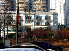 -王朝大酒店徐汇店-地面停车场